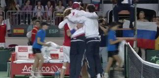 Rusia acorta distancias: ganaron los dobles y todavía sueñan