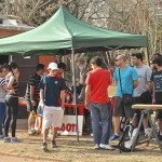 Torneo de dobles en la plaza de deportes Nº 3 con el sello Wilson