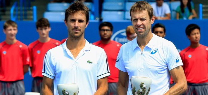 Flamantes campeones de Cincinnati en dobles