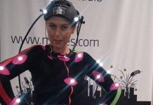 ¿Te gustaría jugar contra Sharapova? Los aficcionados al tenis podrán con Sharapova