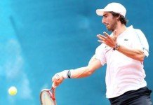 Cuevas sigue sumando victorias en Australia, ahora en dobles mixtos
