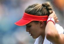 Bouchard se golpeó en la cabeza y se bajó del dobles Bouchard se ha retirado de los dobles según consejos médicos