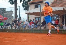 Xiviller avanza en Chile: en singles y dobles a semis Nicolas Xiviller brilla en Chile