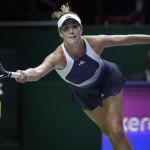 Garbiñe pisa fuerte y Kerber supera a Kvitova Muguruza derrotó a Safarova en el WTA Finals