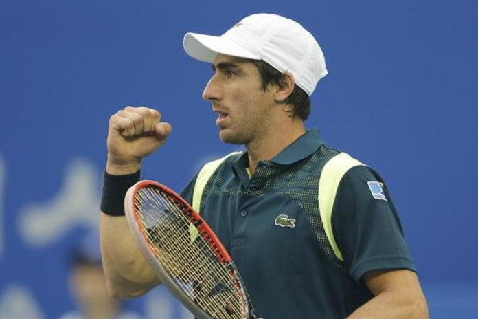 Pablo Cuevas avanzó en Moscú