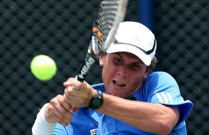 Santiago Maresca avanza en Chile