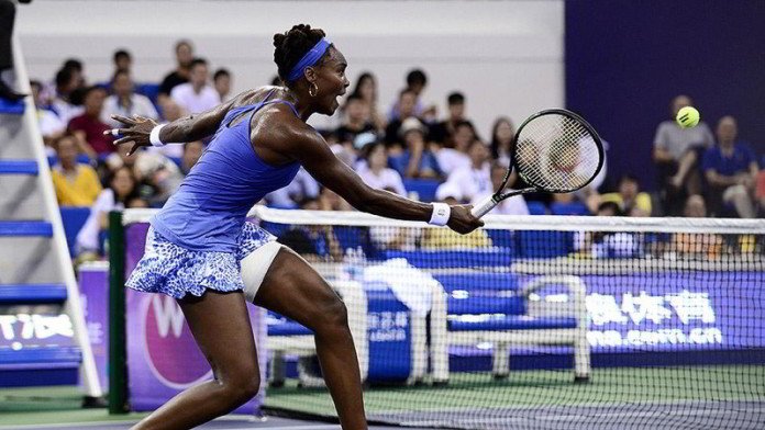 Venus Wiliams dejó afuera a Roberta Vinci en dos juegos Venus Wiliams dejó afuera a Roberta Vinci en dos juegos