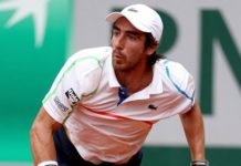 Sólo por que era David Ferrer pudo con Pablo Cuevas El partido había sido suspendido en la noche del viernes por lluvia cuando