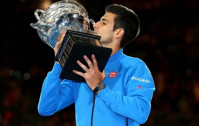 Djokovic besa el trofeo del Australian Open