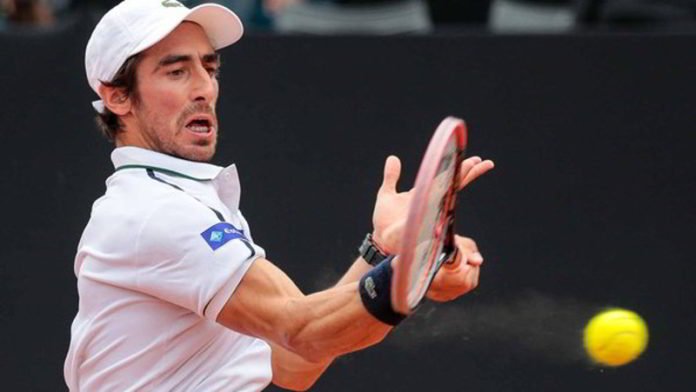 Cuevas avanza a segunda ronda en Cincinnati