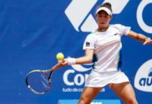 Las favoritas avanzan a cuartos, los chicos con una sorpresa en el Uruguay Bowl En damas 18 años las favoritas ganaron y avanzaron en singles, mientras en los chicos hubo una sorpresa.