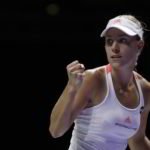 Kerber a un paso de las semis en Singapur; cayó Cibulkova Kerber dio un paso enorme a las semifinales de las Finales WTA al superar a Halep