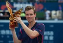 Berdych pudo festejar en Shenzhen Primer titulo del año para Berdych