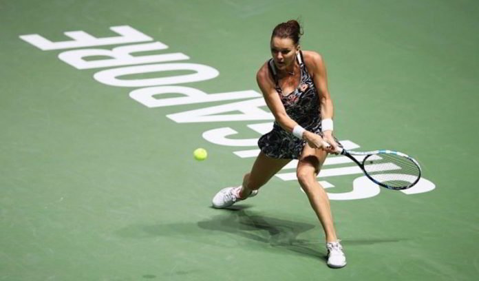 Radwanska avanza por cuarta vez a semis en el torneo de final de temporada