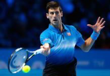 Djokovic y Raonic salen victoriosos en Londres Djokovic remató el match en dos horas y dos minutos.