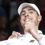 Isner derrotó a Cilic y es finalista en el París Bercy Isner dio la sorpresa al derrotar a Cilic