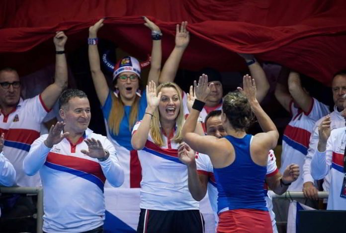 Las checas retienen el título de la Fed Cup