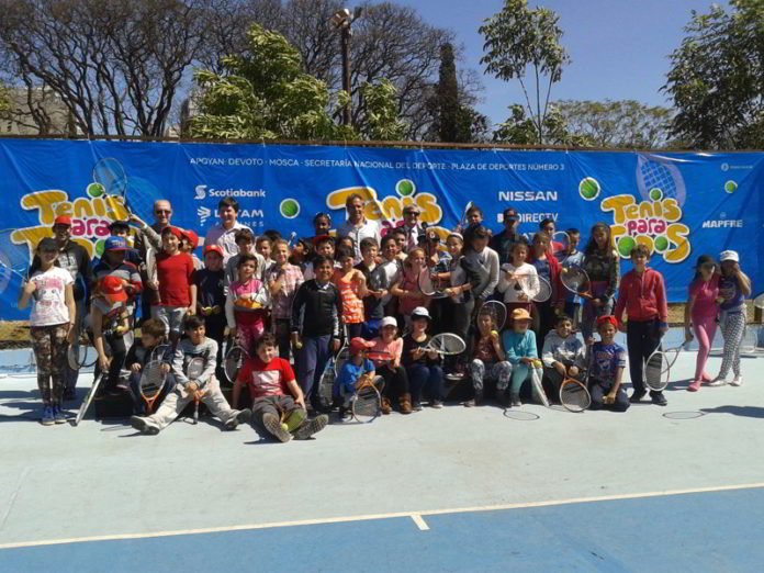 Tenis para Todos en la Plaza de Deportes Nº 3