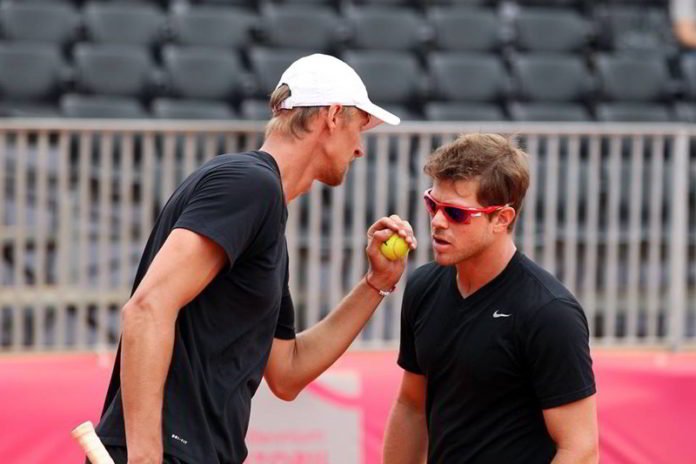 Aliaksandr Bury - Ariel Behar Aliaksandr Bury - Ariel Behar