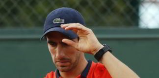 La furia de Pablo Cuevas con su raqueta Pablo Cuevas