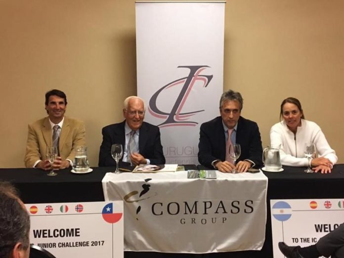 Conferencia de prensa Compass IC Junior Challenge