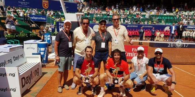 Cuevas campeón en dobles