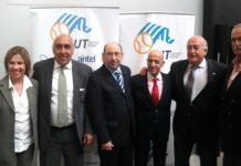 Se lanzó el Uruguay Bowl 2017 Mariela Clavijo (presidente del Cantegril Country Club), Rubek Orlando (secretario AUT), Alfredo Etchandy (subsecretario SND), Julio César Maglione (presidente COU), Ruben Marturet (presidente AUT), Gustavo Stapff (presidente Círculo de Tenis de Montevideo)