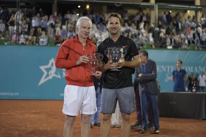 John McEnroe - Carlos Moyá