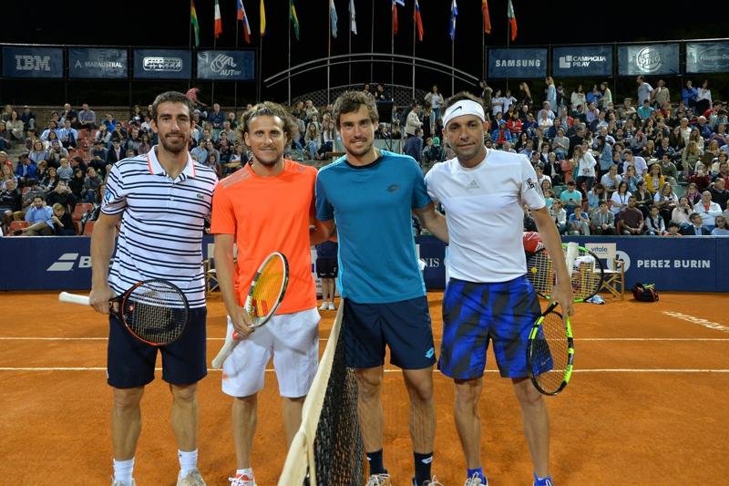 Pella, Bossi, Cuevas, Forlán