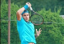 Triunfos de Llanes y Córdoba, singles y dobles con Troche; Grant a cuartos en dobles Francisco Llanes