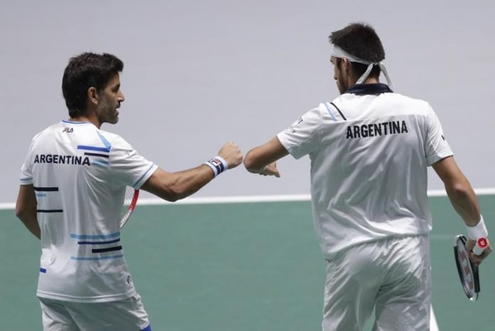 Máximo González y Leonardo Mayer