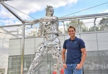 Se inauguró estatua de Nadal en Roland Garros Estatua de Nadal en Roland Garros