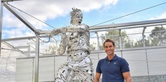 Se inauguró estatua de Nadal en Roland Garros Estatua de Nadal en Roland Garros