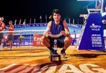 Alcaraz gana su primer ATP Carlos Alcaraz