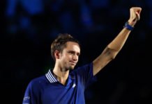 Medvedev con autoridad supera a Zverev mientras que Sinner arrolló a Hurkacz Daniil Medvedev