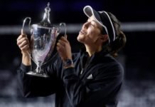 Garbiñe Muguruza se recibe de maestra en Guadalajara Garbiñe Muguruza