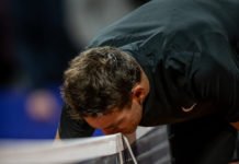 Lagrimas de Del Potro en la despedida Del Potro cuelga la vincha en la red