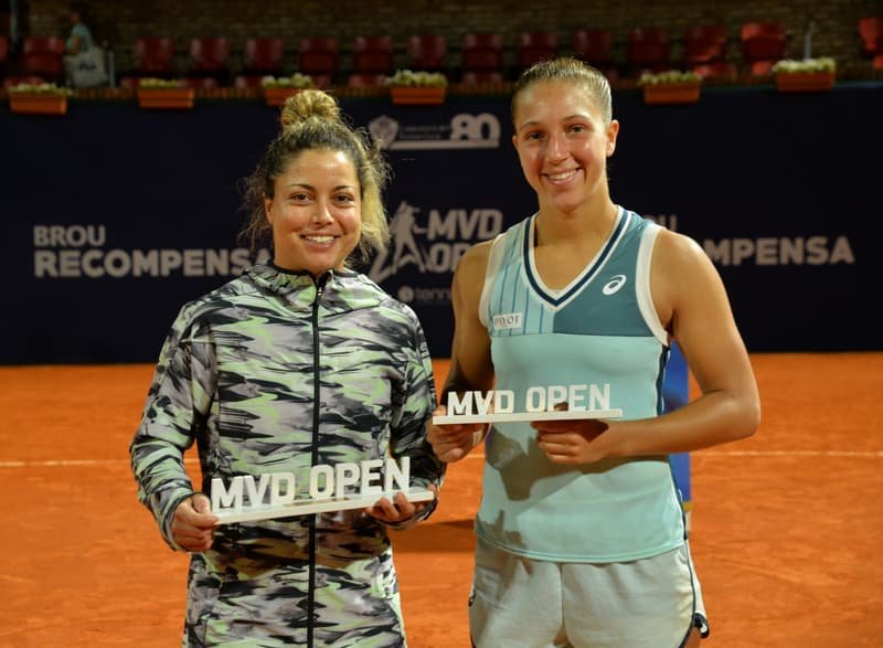 Renata Zarazúa campeona del MVD Open Renata Zarazúa y Diane Parry