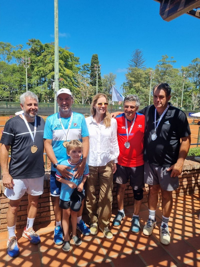 Torneo Internacional Senior en Carrasco