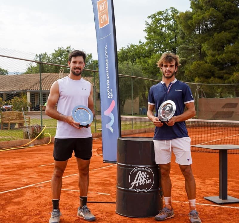 Roncadelli campeón en dobles en Grasse