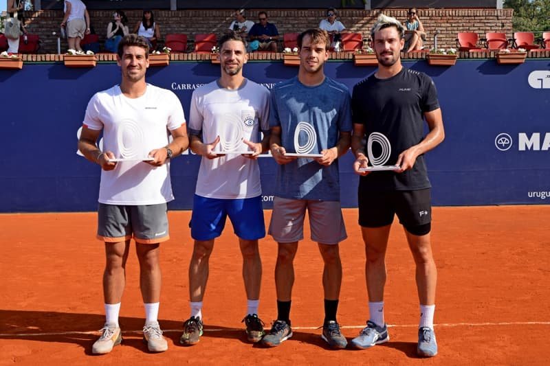 Campeones y vice campeones dobles Foto Gabriela Oxilia