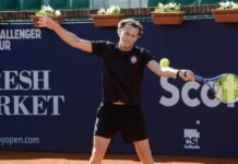 Forlán debuta como tenista profesional en el Uruguay open Forlán (Gabriela Oxilia)